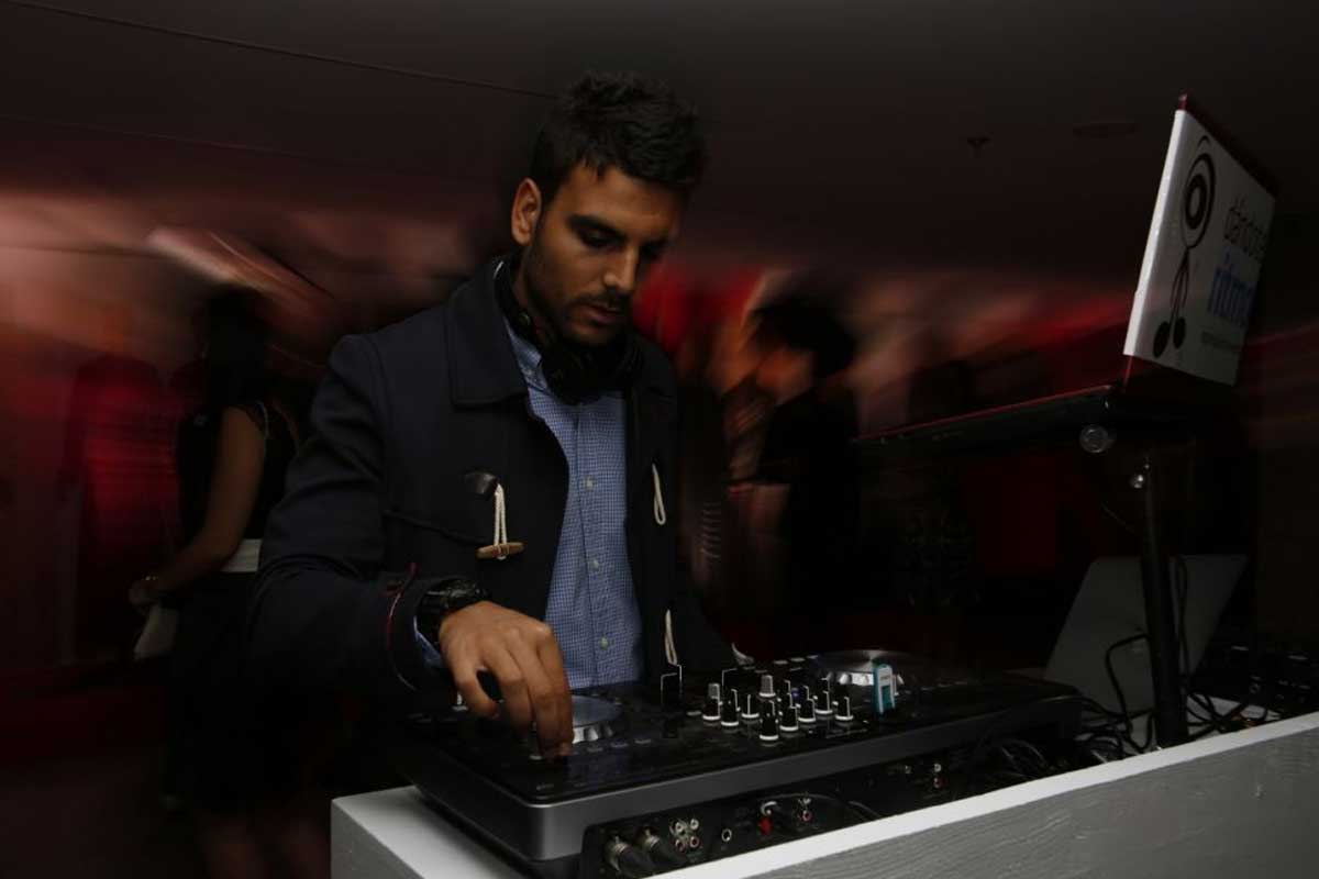 DJs Dándote Ritmo